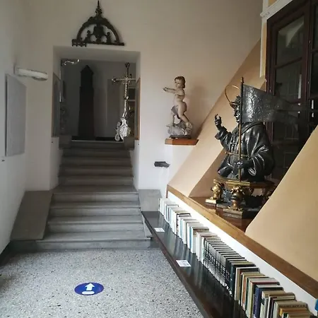 Nocleg ze śniadaniem La Nova Bed And Museum 4*