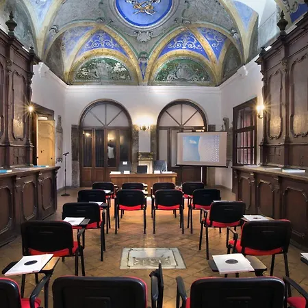 La Nova Bed And Museum 4* נאפולי