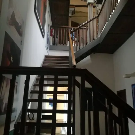 Couette-café La Nova Bed&museum 4*