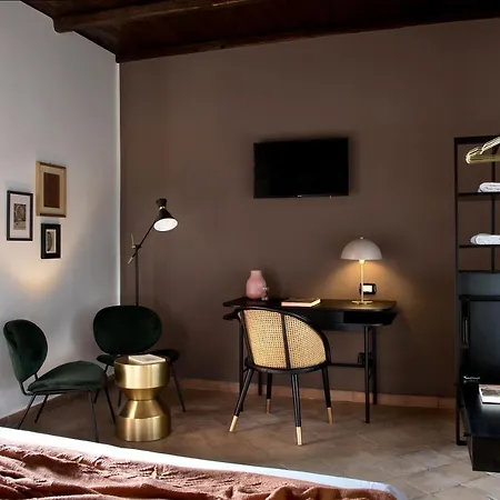 La Nova Bed And Museum Bed & Breakfast 4*