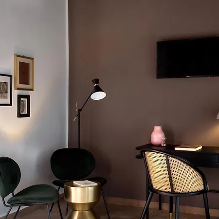 La Nova Bed And Museum Bed & Breakfast Naples