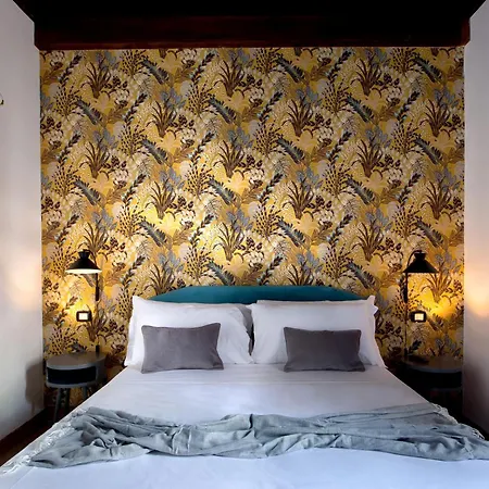 La Nova Bed And Museum Bed & Breakfast 4*